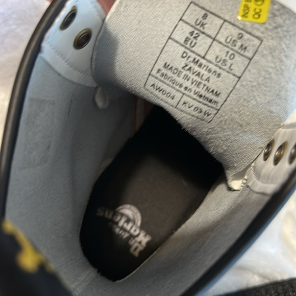 DR. MARTENS Doc Marten’s Zavala 8-Eyelet White Leather Combat Boot, Size 10 - Picture 4 of 10